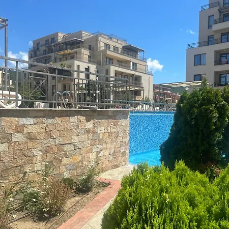 Sorrento E 24 * スヴェティ・ヴラス