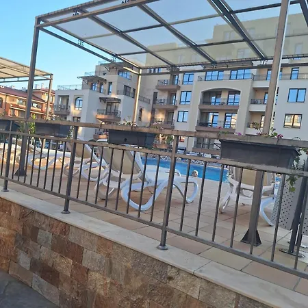 Sorrento E 24 Apartment Sveti Vlas